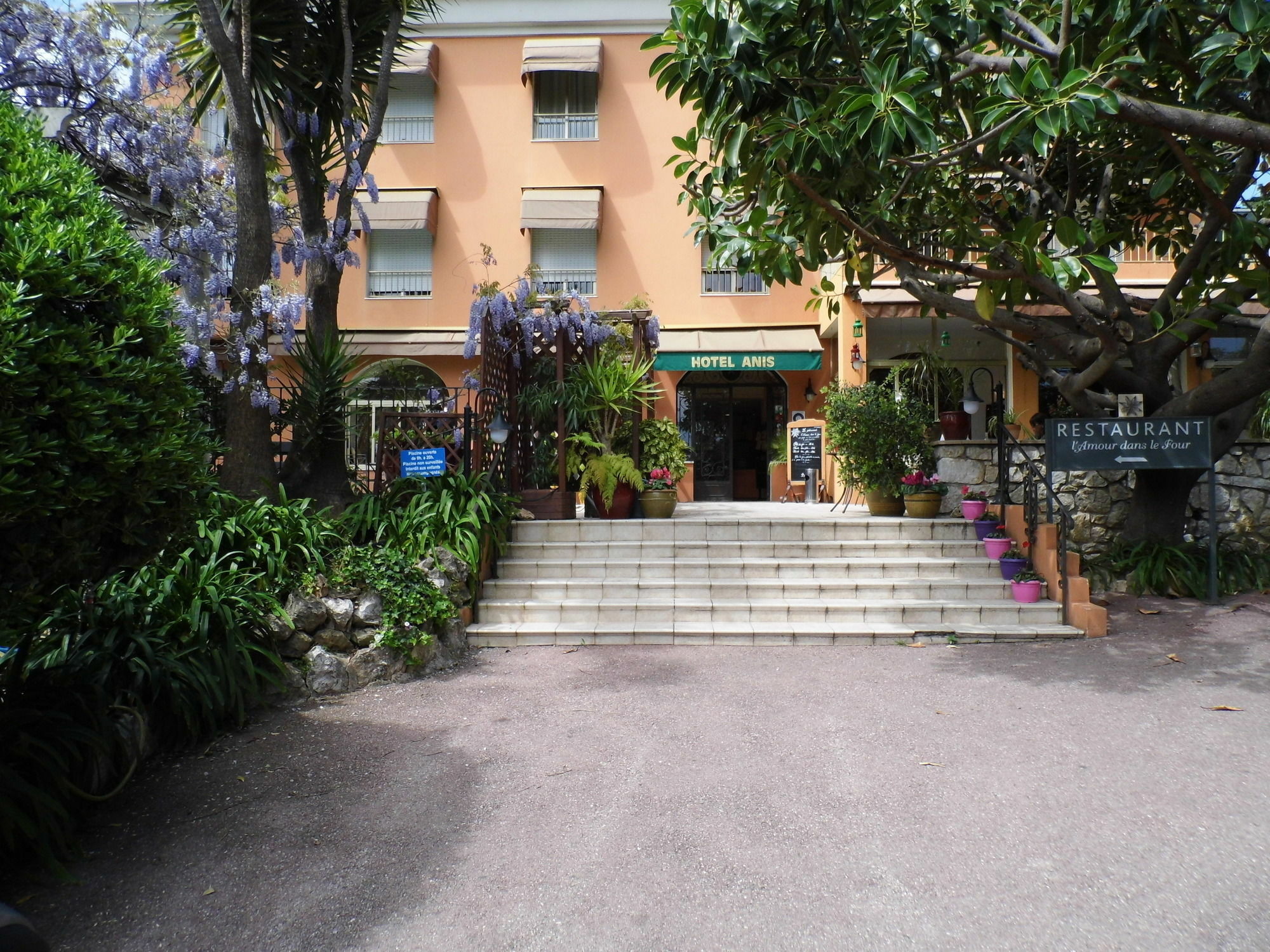 Anis Hotel Nice Bagian luar foto